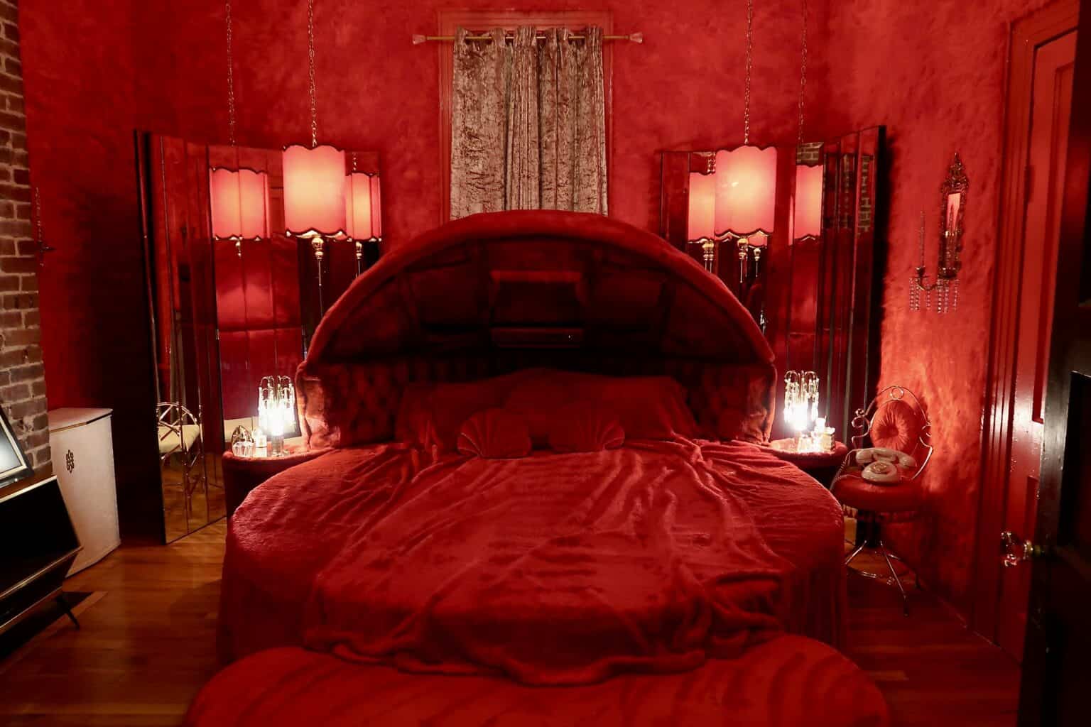 13 Sultry Valentine Boudoir Photo Ideas Peerspace