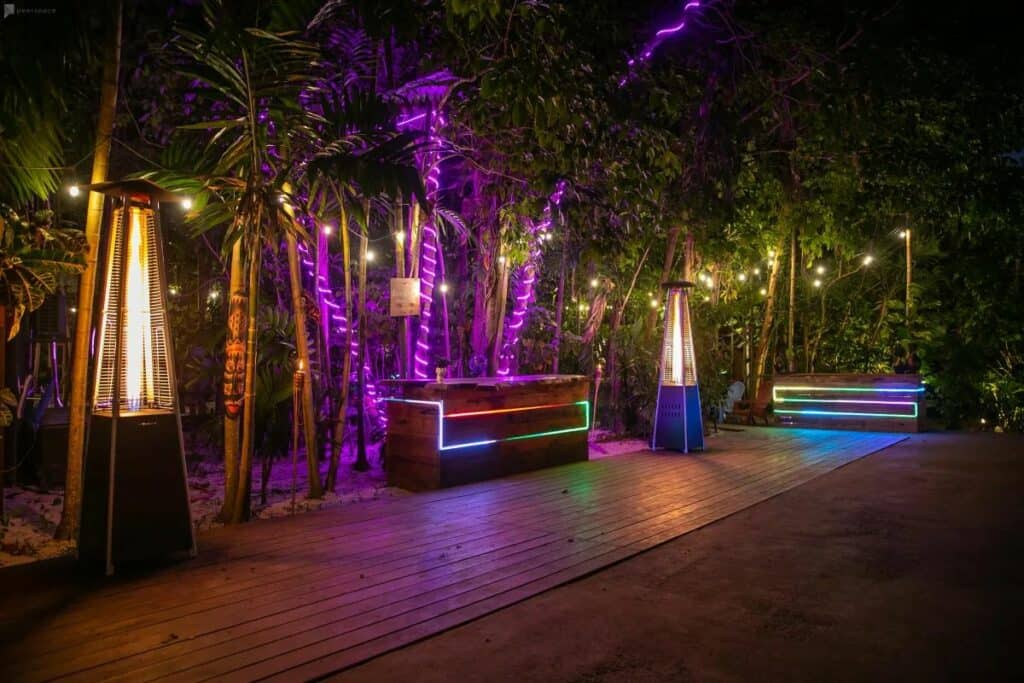 tropical party ideas