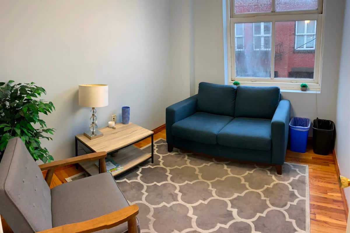 Here S Where To Rent Therapy Office By The Hour Peerspace   Nyc Private Therapy Space Chelsea 